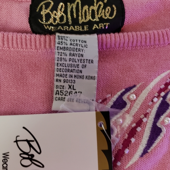 NWT Bob Mackie Wearable Art Pink Pearl Embroidered Scarf Sweater Size XL - Picture 2 of 3